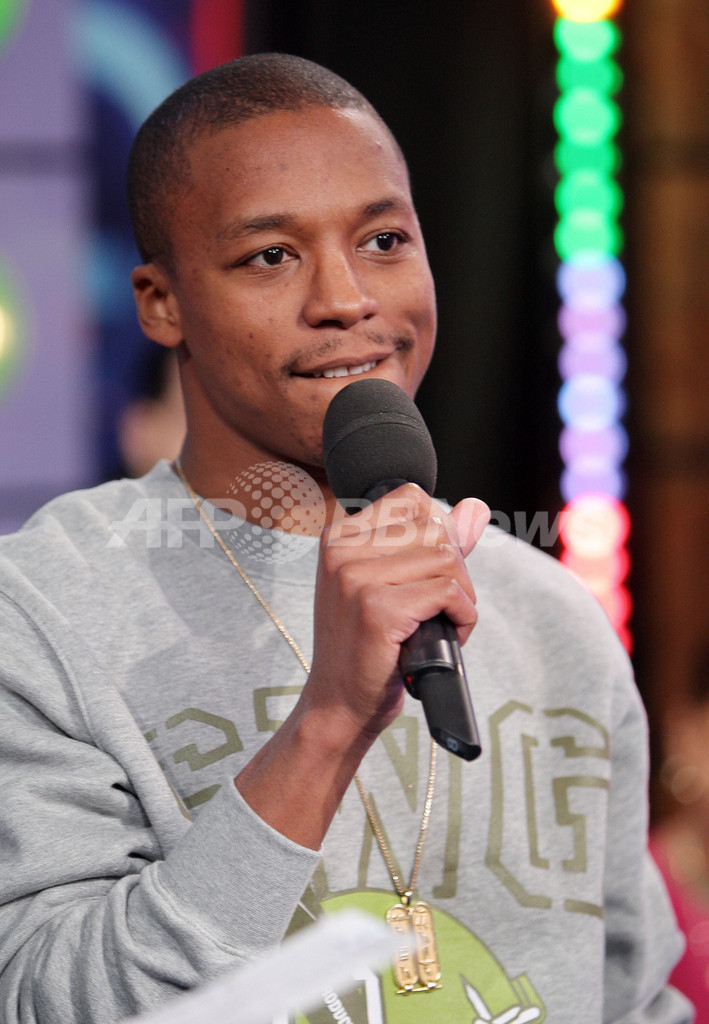 ルーペ・フィアスコ　MTV「Total Request Live」に出演