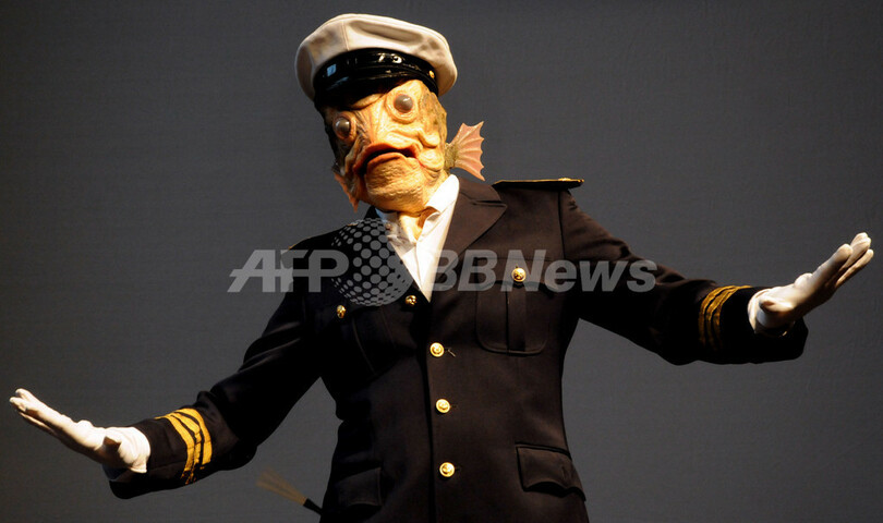 テナー歌手が半魚人に大変身！特殊メイクの技術アピール、ドイツ