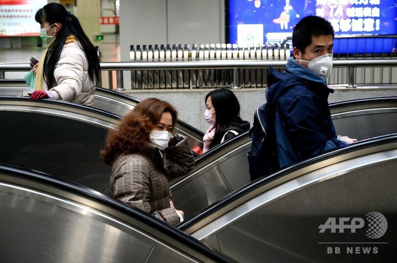 新型コロナウイルス、中国本土での死者1113人に