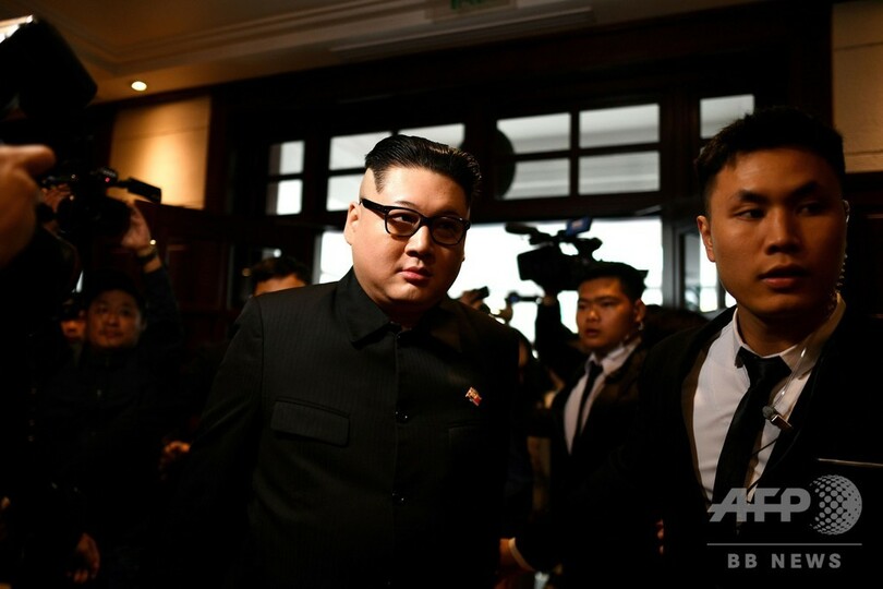 米朝首脳そっくりさん、会談前に一足先にベトナム入り