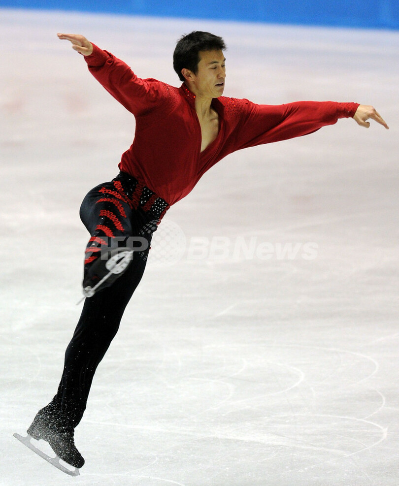 高橋がチャンを破る、日本は総合首位をキープ 世界フィギュア国別対抗