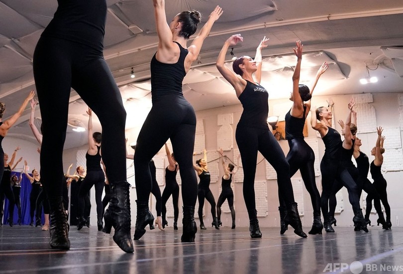 【今日の1枚】ラジオシティ・ロケッツ、クリスマス公演のリハーサル