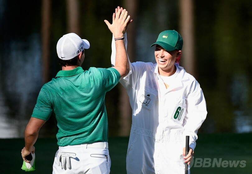マキロイが婚約者ボズニアツキとパー3コンテストに出場、マスターズ
