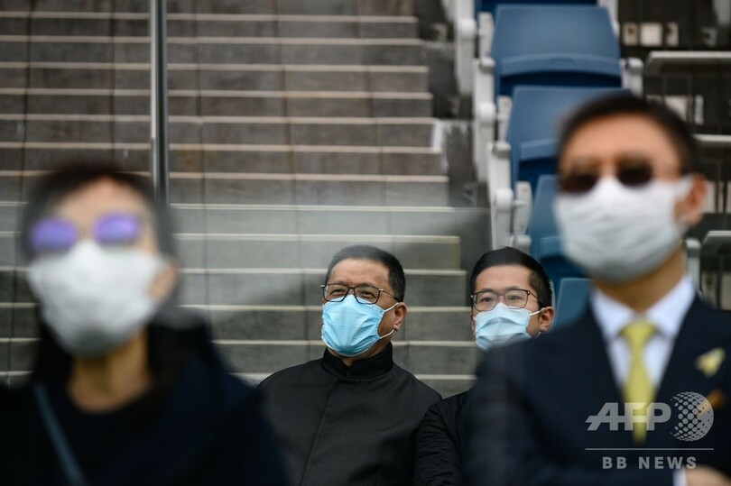 マスク着けないのは馬だけ 香港競馬、無観客で開催