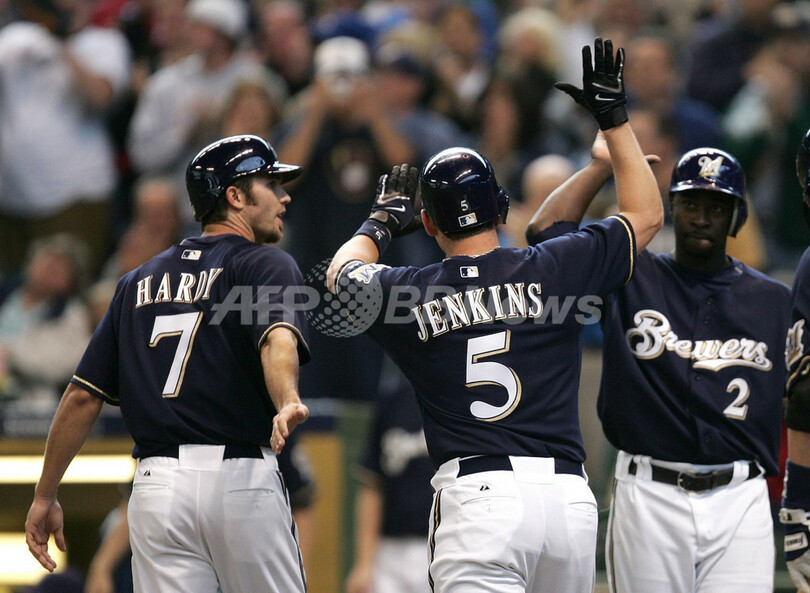 ＜07MLB＞ブルワーズ ジェンキンスの活躍で連敗止める - 米国