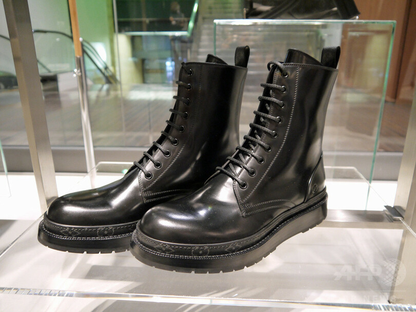 キム・ジョーンズ＆藤原ヒロシ、コラボアイテムついに販売