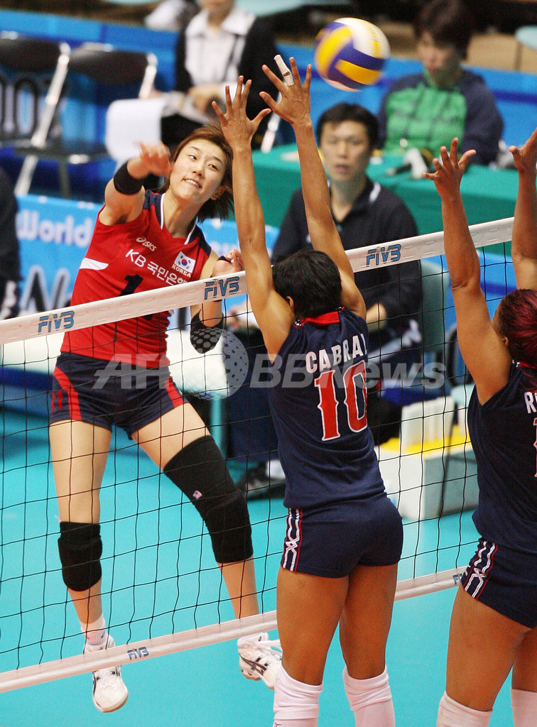 韓国 ドミニカ共和国を降し大会初勝利