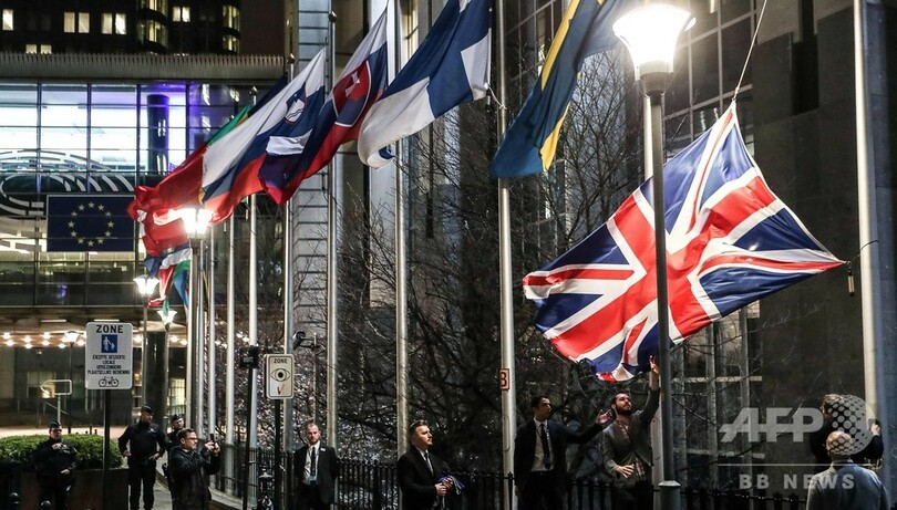 さらば英国… EU機関で国旗降納