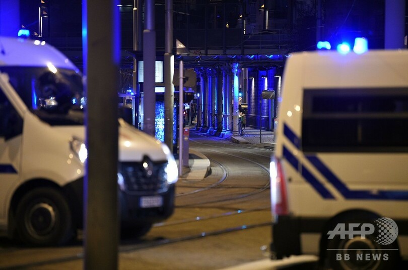 仏銃撃、警察が容疑者射殺 関係筋
