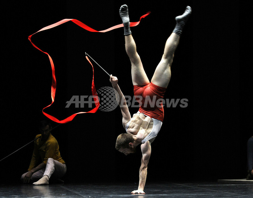 仏ダンスフェスティバル、米振付師フォーサイスの作品も