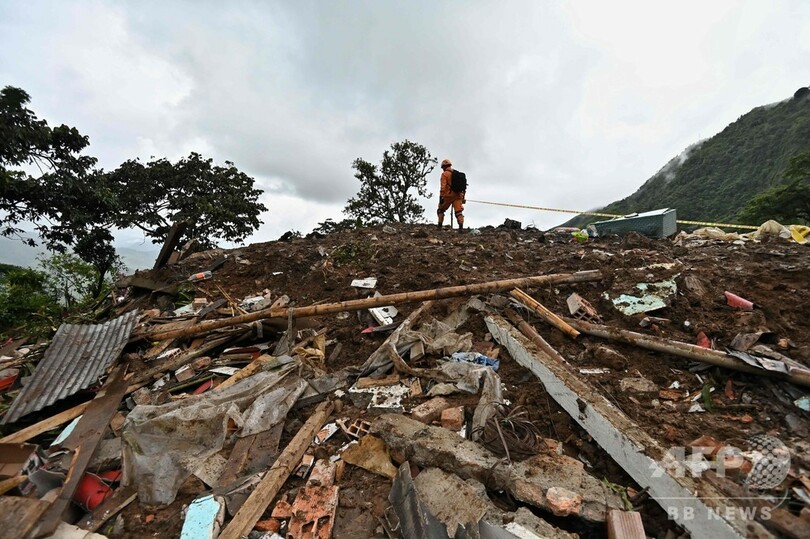 土砂崩れで17人死亡、13人行方不明 コロンビア南西部