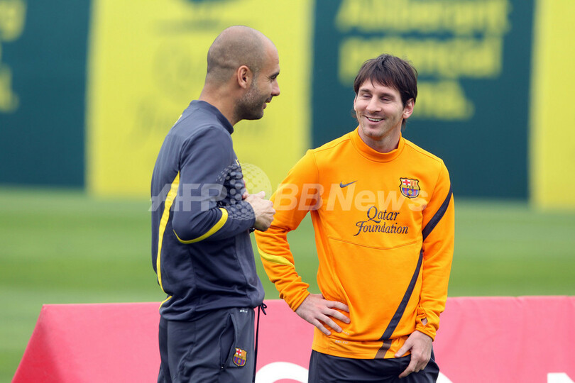 グアルディオラ監督がFCバルセロナを退団、後任はビラノバ氏