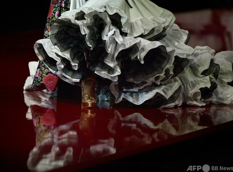 フラメンコの本場セビリアでファッション展示会