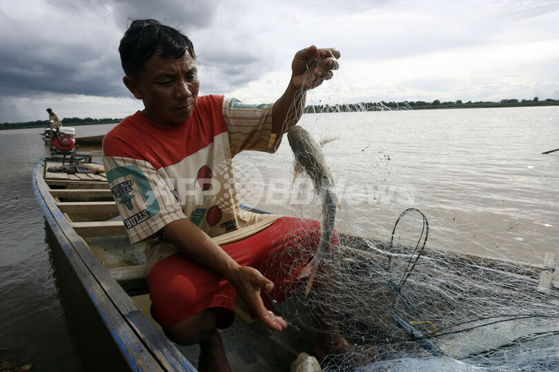 ラオス人の生活を支えるメコン川