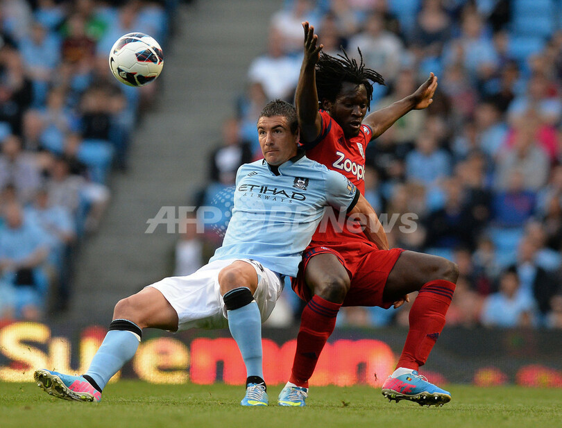 テベスの活躍でシティがWBAに勝利