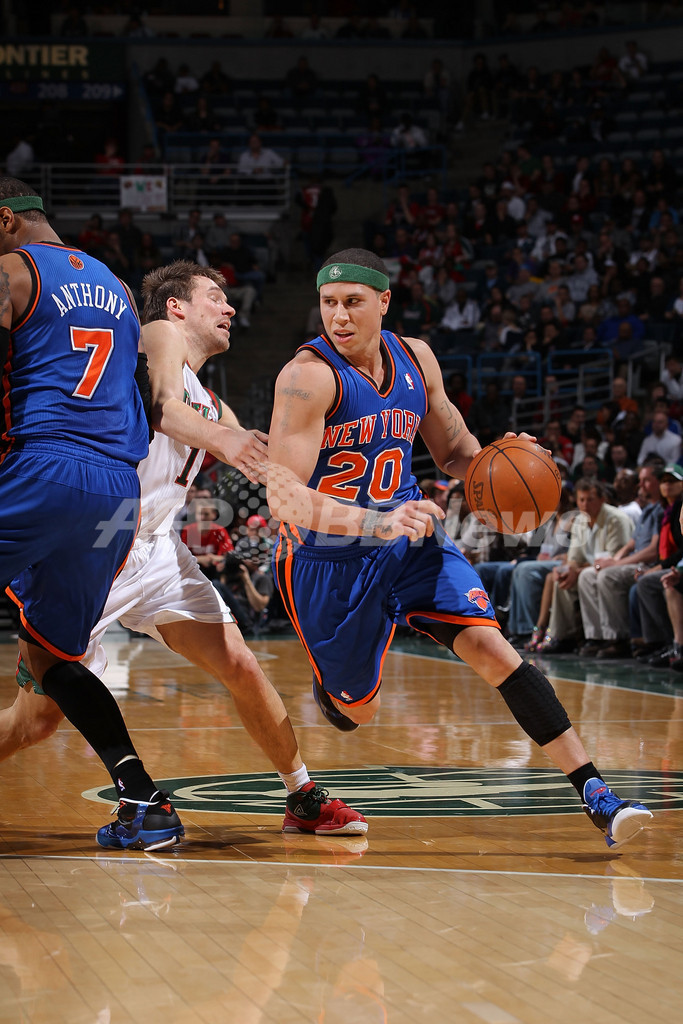 ニックス、バックスを下しプレーオフ進出に前進