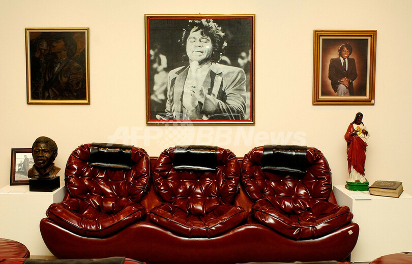 競売「ジェームス・ブラウン・コレクション」まもなく開催