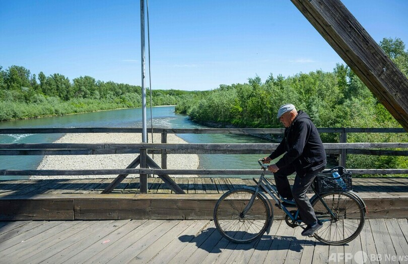 徴兵逃れのウクライナ人、命懸けでルーマニアへ