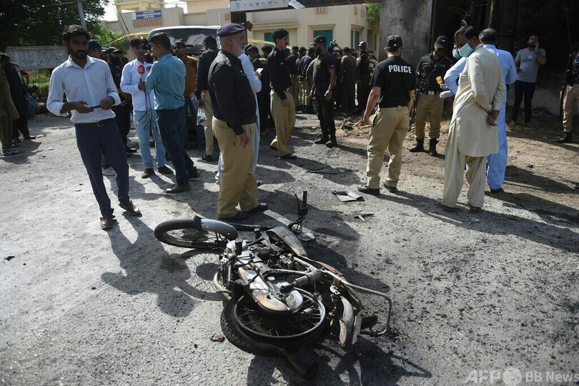 パキスタン南部で自爆攻撃、中国人含め4人死亡 分離独立派が声明