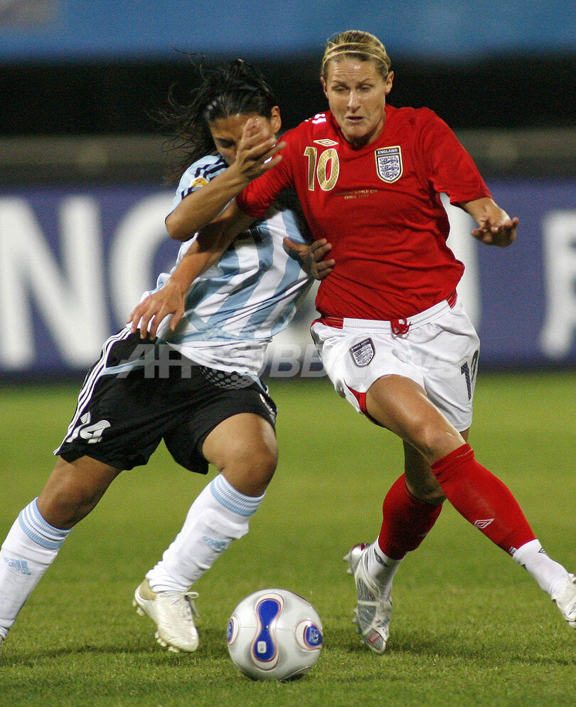 イングランド アルゼンチンに大勝し準々決勝へ