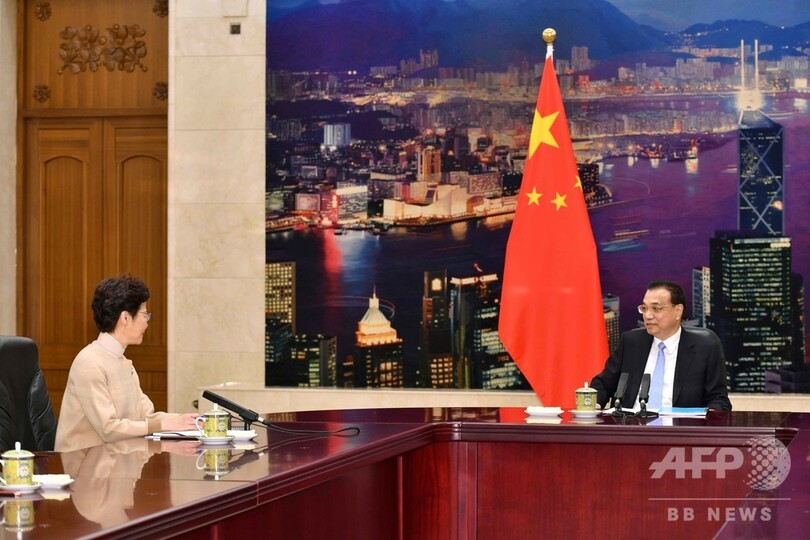 中国・習主席、香港行政長官に「揺るぎない支持」を表明