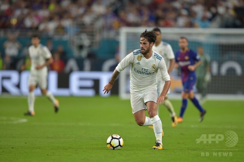 バルサがピケ弾でクラシコに勝利、期待通りの熱戦制す ICC