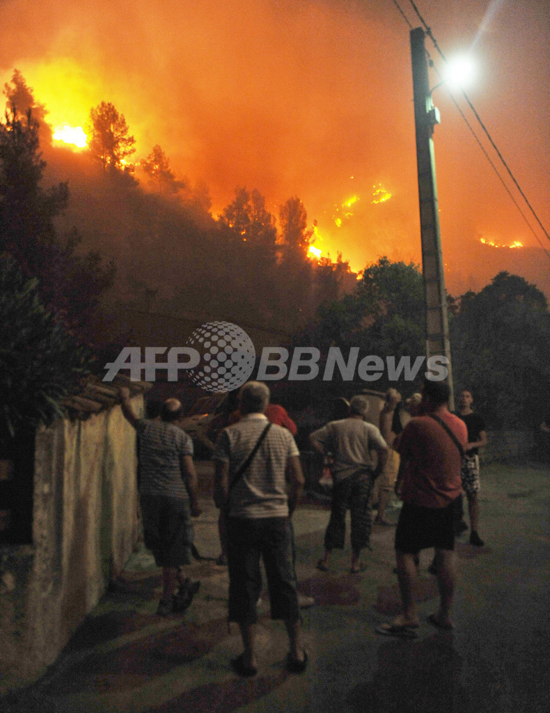 仏軍の演習で山火事、住宅焼ける マルセイユ