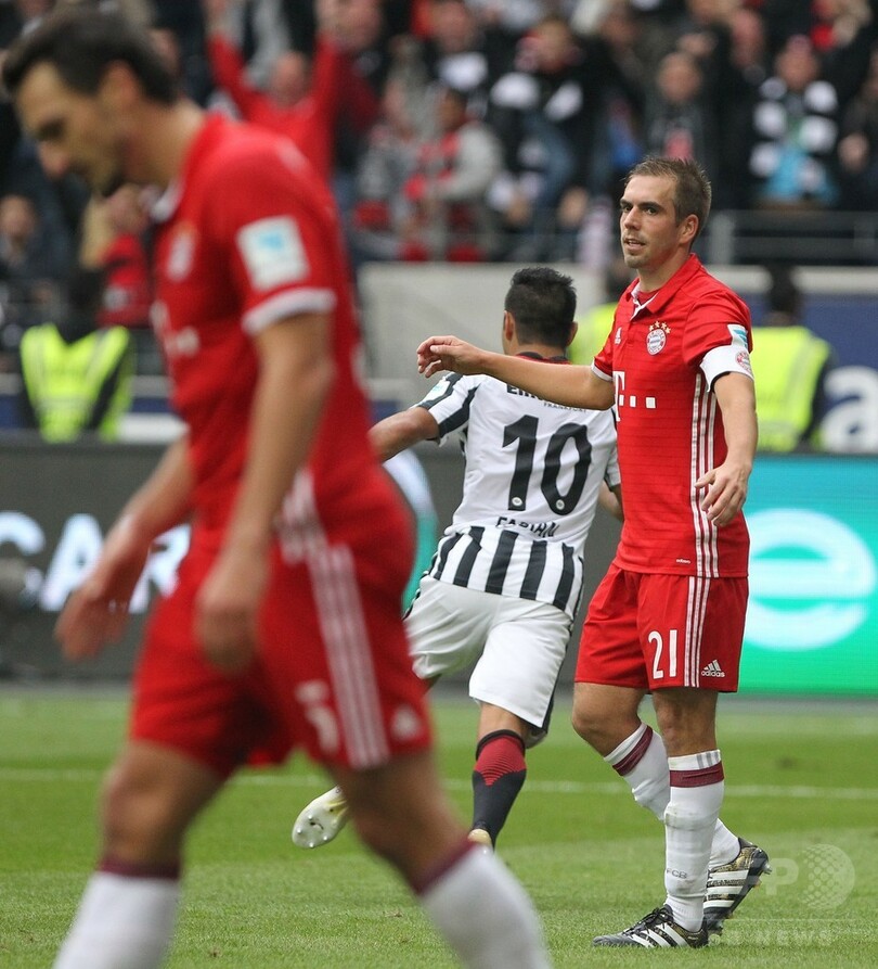 勝利から遠ざかるバイエルン、指揮官らが「ひどい姿勢」に危機感