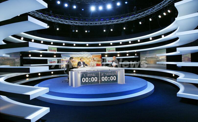 ＜07仏大統領選挙＞両候補がテレビ討論で激突 - フランス
