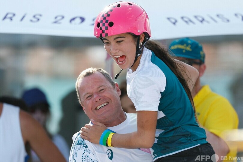開心那が銀メダル獲得、14歳トルーが金 パリ五輪スケボーパーク女子