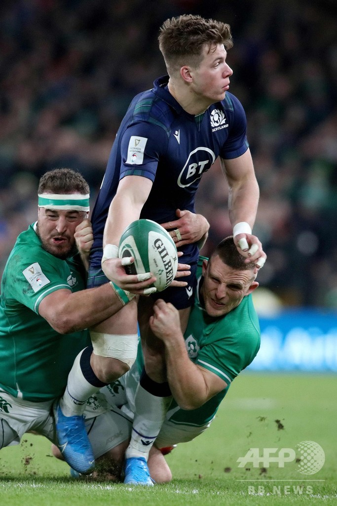 アイルランド、相手のミスに助けられシックスネーションズ辛勝発進