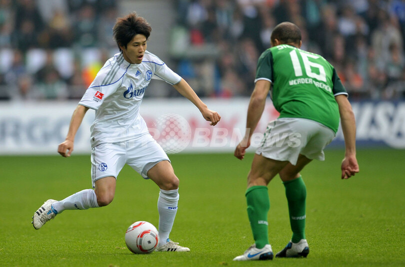 シャルケ アウェイでブレーメンと引き分ける