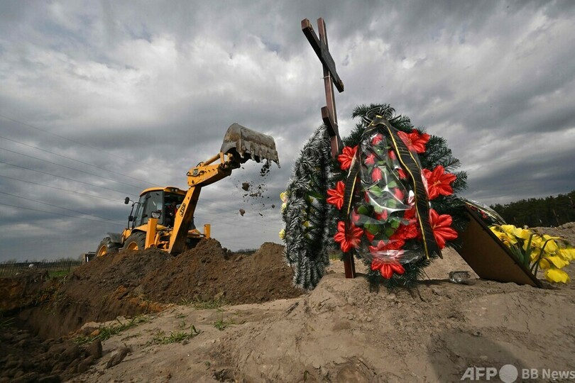 ブチャ近郊、手を縛られた3人の遺体発見 ウクライナ警察