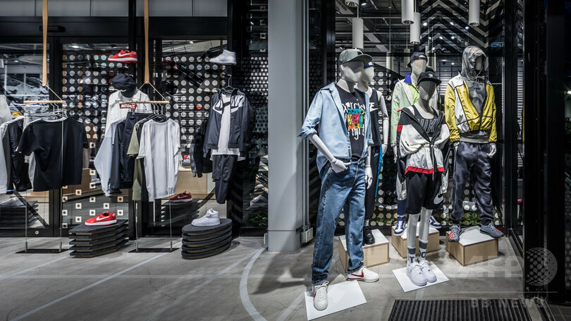 初のテーラリングサービス導入「ナイキ キックス ラウンジ 表参道」オープン