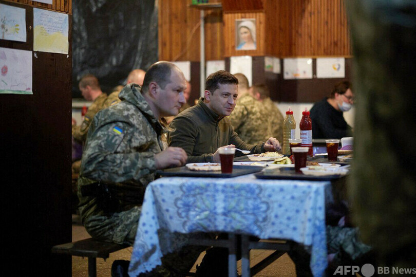 ゼレンスキー大統領、コメディー俳優から抵抗の象徴に ウクライナ