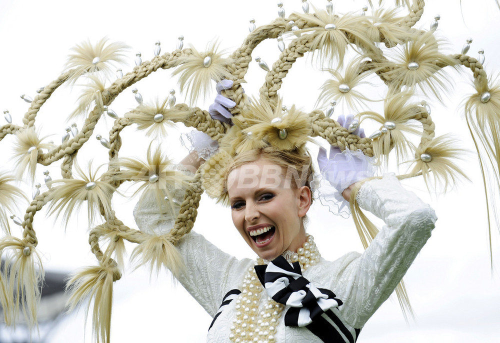 英伝統の競馬レース、「ロイヤルアスコット」開催中 写真22枚 国際