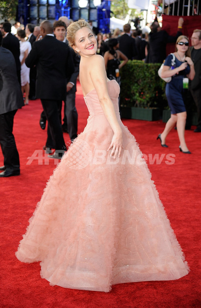 プライムタイム・エミー賞授賞式、セレブの華やかなドレス姿をチェック！ 写真25枚 国際ニュース：AFPBB News