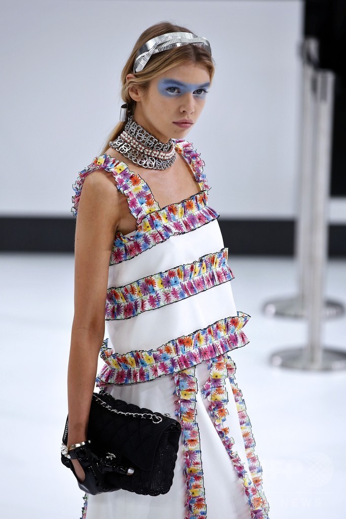 「シャネル」16年春夏コレクション