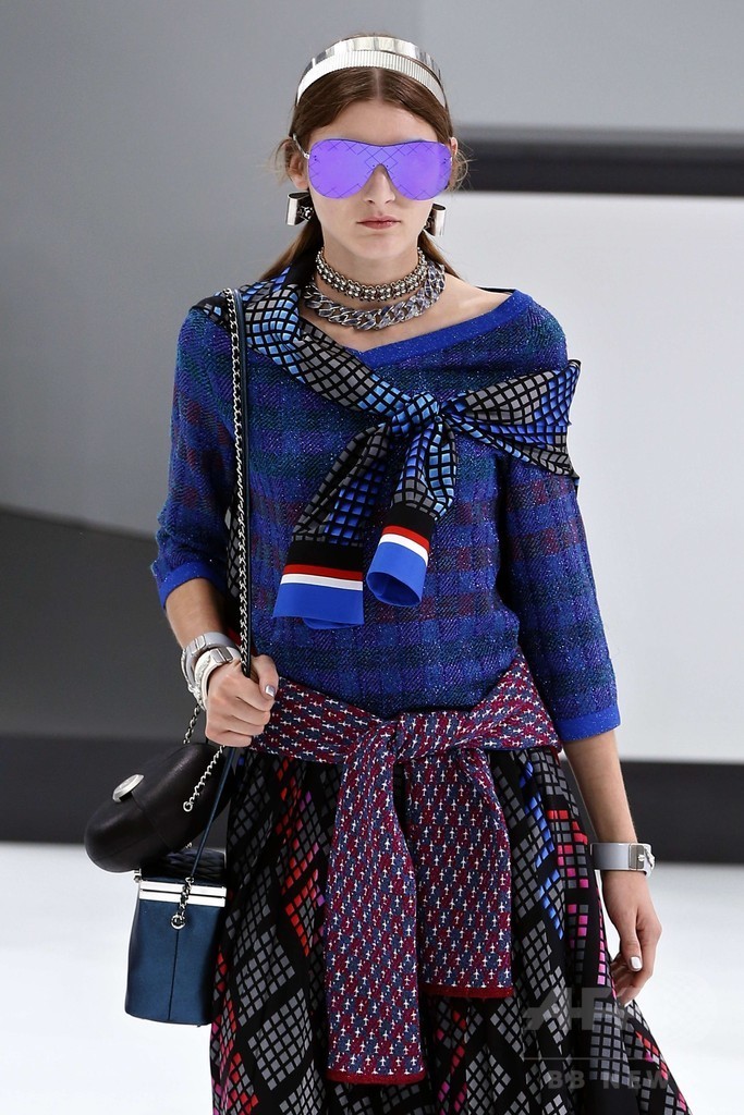 「シャネル」16年春夏コレクション