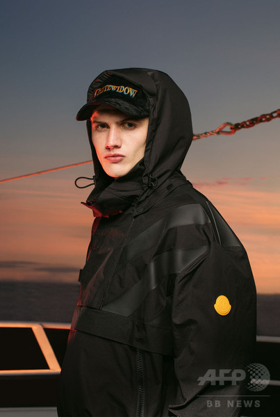 「モンクレール×オフ-ホワイト c/o ヴァージル・アブロー™」秋冬カプセル登場