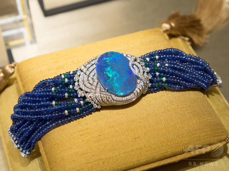 1億円超ハイジュエリーが一堂に、「カルティエ ロワイヤル」顧客向け受注イベント開催