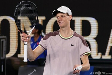 シナーが快勝で3回戦進出 全豪OP 写真5枚 国際ニュース：AFPBB News