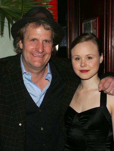 英国で人気の演劇「Blackbird」の初日公演を終えアフターパーティー開催 - 米国