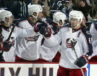 ブルージャケッツ セイバーズを降し連敗を2でストップ