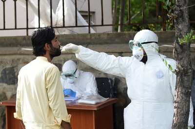 アフガニスタンでコロナ拡大、病床不足で「大惨事」の恐れ