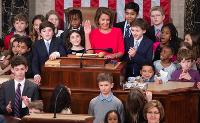 米ねじれ議会、国境の壁で早速衝突 政府機関再開の見通し立たず