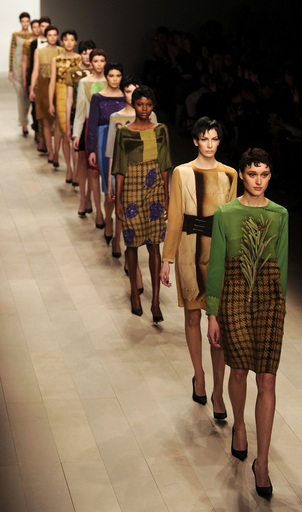 ＜12/13年秋冬ロンドンコレクション＞アントニ&アリソン