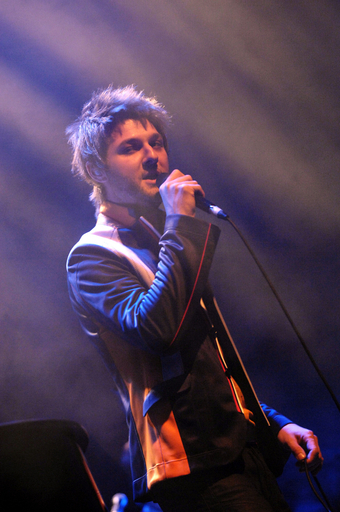 カナダ人歌手ピエール・ラポワント パリでコンサート開催 - フランス