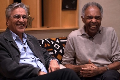 ブラジル音楽の巨匠「カエターノとジル」、20年ぶりのツアーへ AFP独占インタビュー