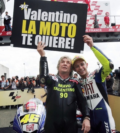 MotoGPの伝説ニエト氏が死去、一週間前に交通事故
